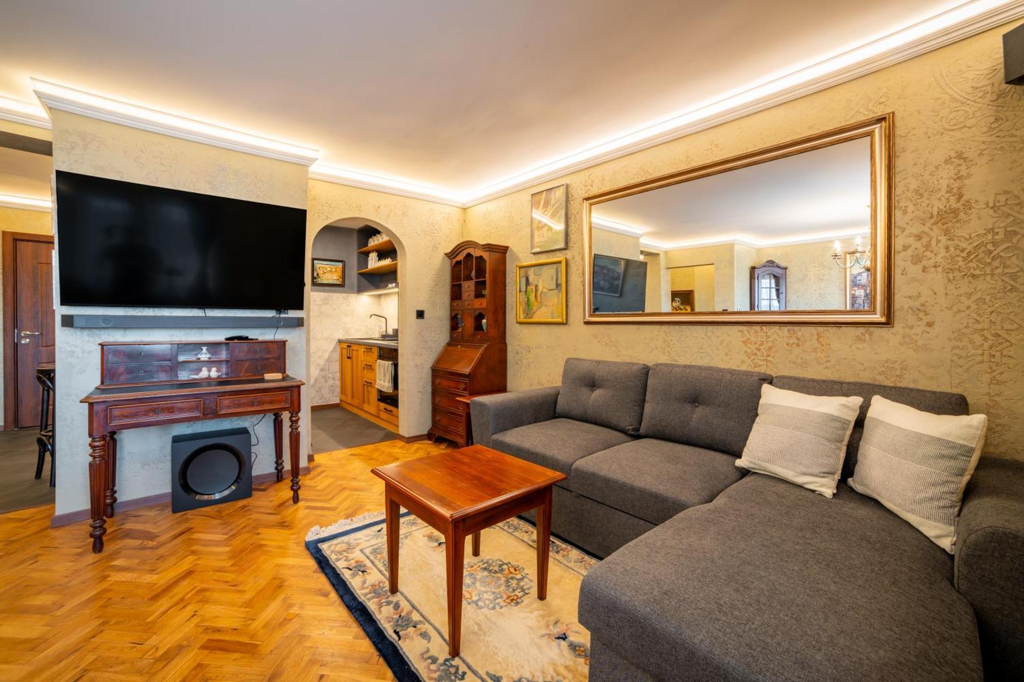 Iatrus Guest Apartment & Sauna ヴェリコ・タルノヴォ エクステリア 写真